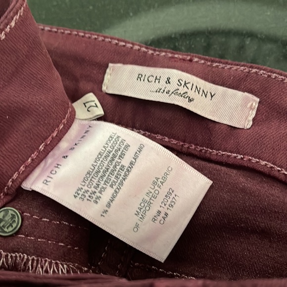 Rich and Skinny red/burgundy colour with some stretch. Size 27 - Picture 4 of 5